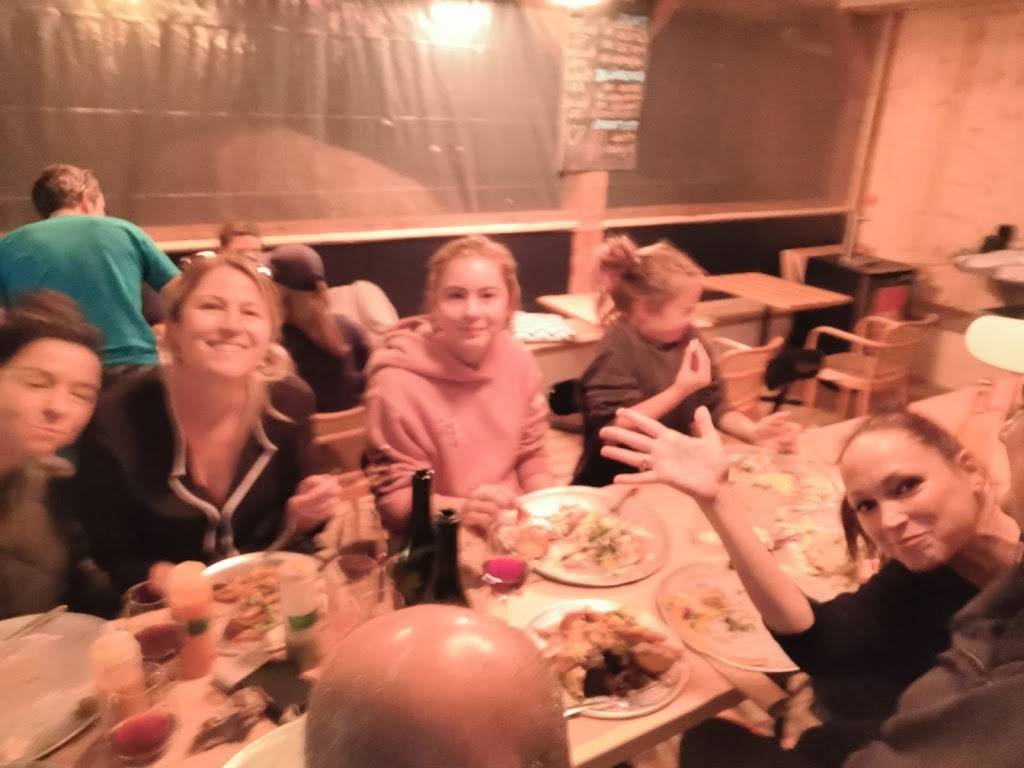 Le Mapache | restaurant | 1770 Chemin de la Gare, Val-Morin, QC J0T 2R0, Canada | 4505221419 OR +1 450-522-1419