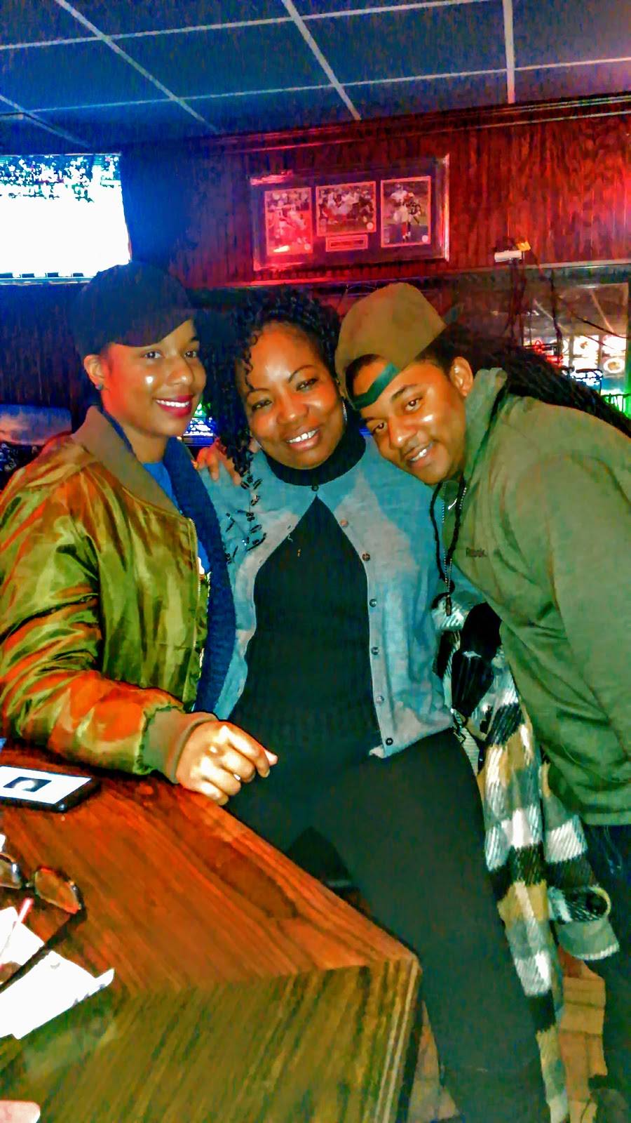 Daily Grind Express | restaurant | 352 West Side Ave # A, Jersey City, NJ 07305, USA | 2013323335 OR +1 201-332-3335