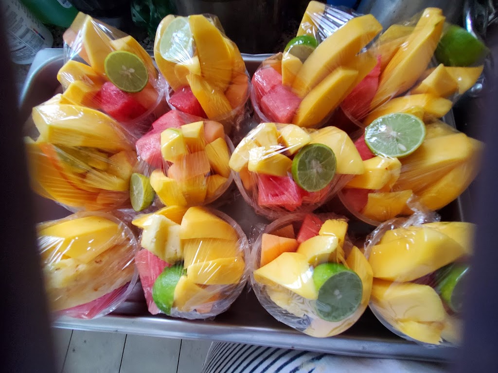 Elias y Luisas Tamales | restaurant | 320 Shaw Rd, South San Francisco, CA 94080, USA | 6507978398 OR +1 650-797-8398