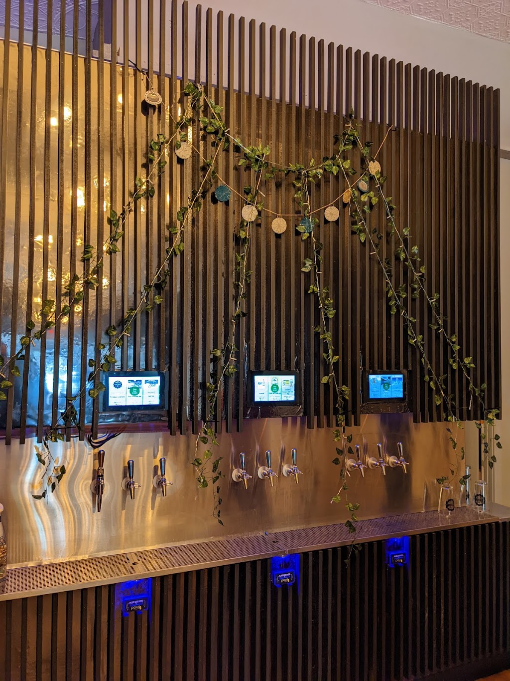 The Well Hotel & Taproom | meal takeaway | 155 E Main St, Trinidad, CO 81082, USA | 7194228030 OR +1 719-422-8030