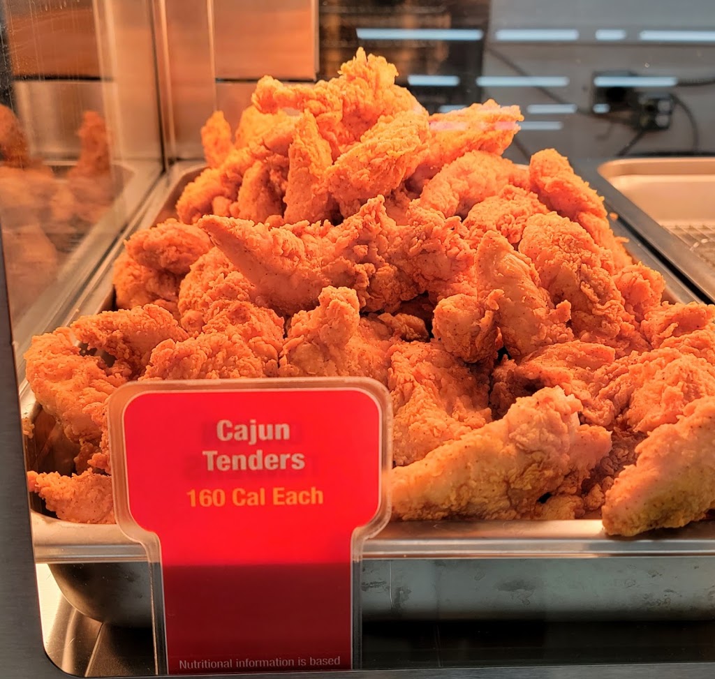 Krispy Krunchy Chicken @ Amerimart Brunswick | meal takeaway | 1001 1st Ave, Brunswick, GA 31520, USA | 9122758769 OR +1 912-275-8769