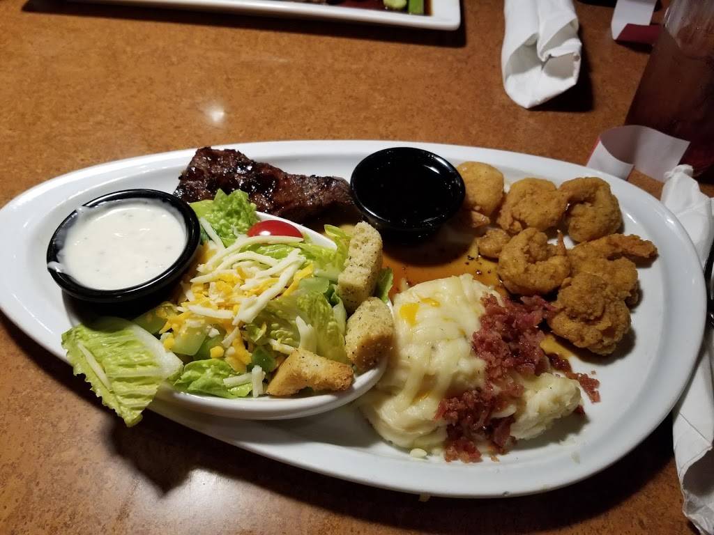 TGI Fridays | restaurant | 1035 Vann Dr, Jackson, TN 38305, USA | 7316601542 OR +1 731-660-1542