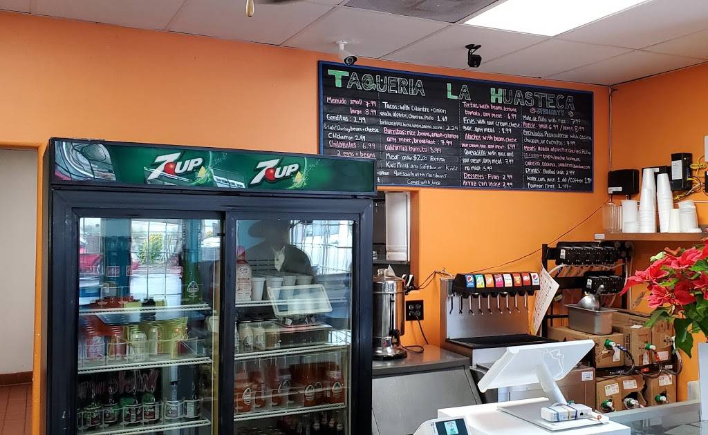 Taqueria La Huasteca | restaurant | 318 S Pico Ave, San Jacinto, CA 92583, USA | 9514744477 OR +1 951-474-4477
