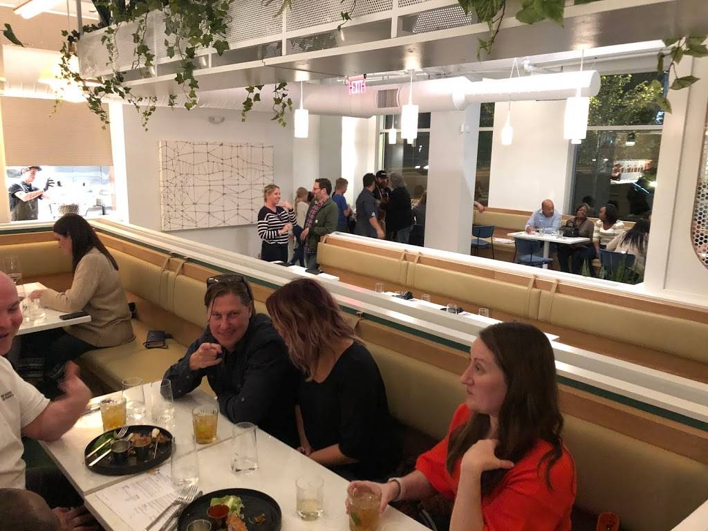 Sawyer’s Restaurant - Van Aken | restaurant | 3396 Tuttle Rd, Shaker Heights, OH 44122, USA | 2168601236 OR +1 216-860-1236