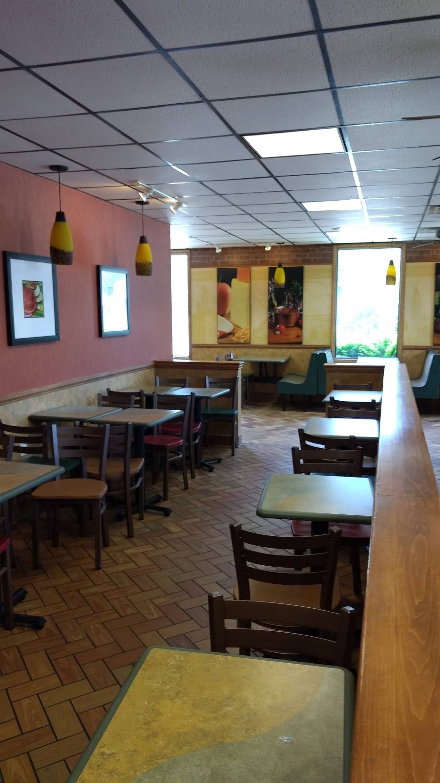 Subway | restaurant | 10402 Chicago Dr, Zeeland, MI 49464, USA | 6167488400 OR +1 616-748-8400