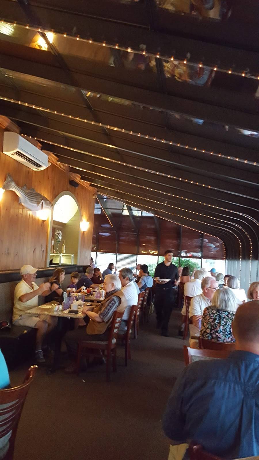 La Casa Cafe | restaurant | 445 Waterside Rd, Northport, NY 11768, USA | 6317577720 OR +1 631-757-7720