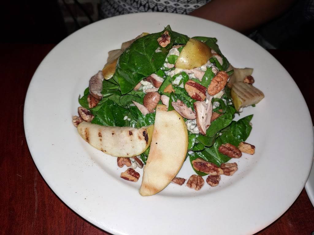 Freds | restaurant | 476 Amsterdam Ave, New York, NY 10024, USA | 2125793076 OR +1 212-579-3076