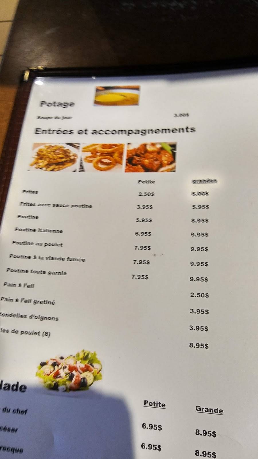 Place Souvenir | restaurant | 1495 Boulevard du Souvenir, Laval, QC H7N 5X1, Canada | 4506622525 OR +1 450-662-2525