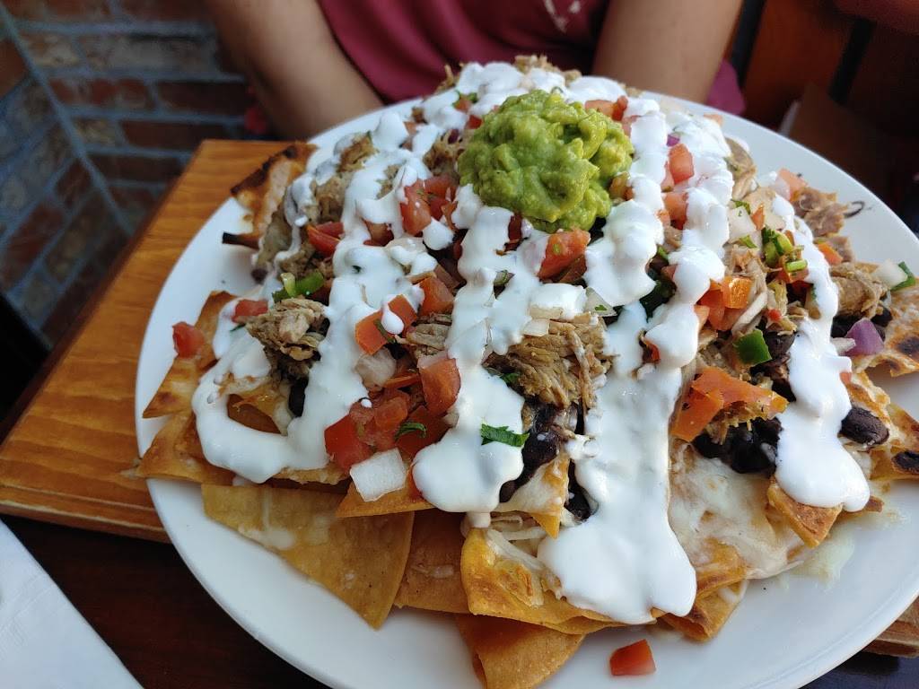 Kalaveras | restaurant | 228 Ave I, Redondo Beach, CA 90277, USA | 4243042111 OR +1 424-304-2111