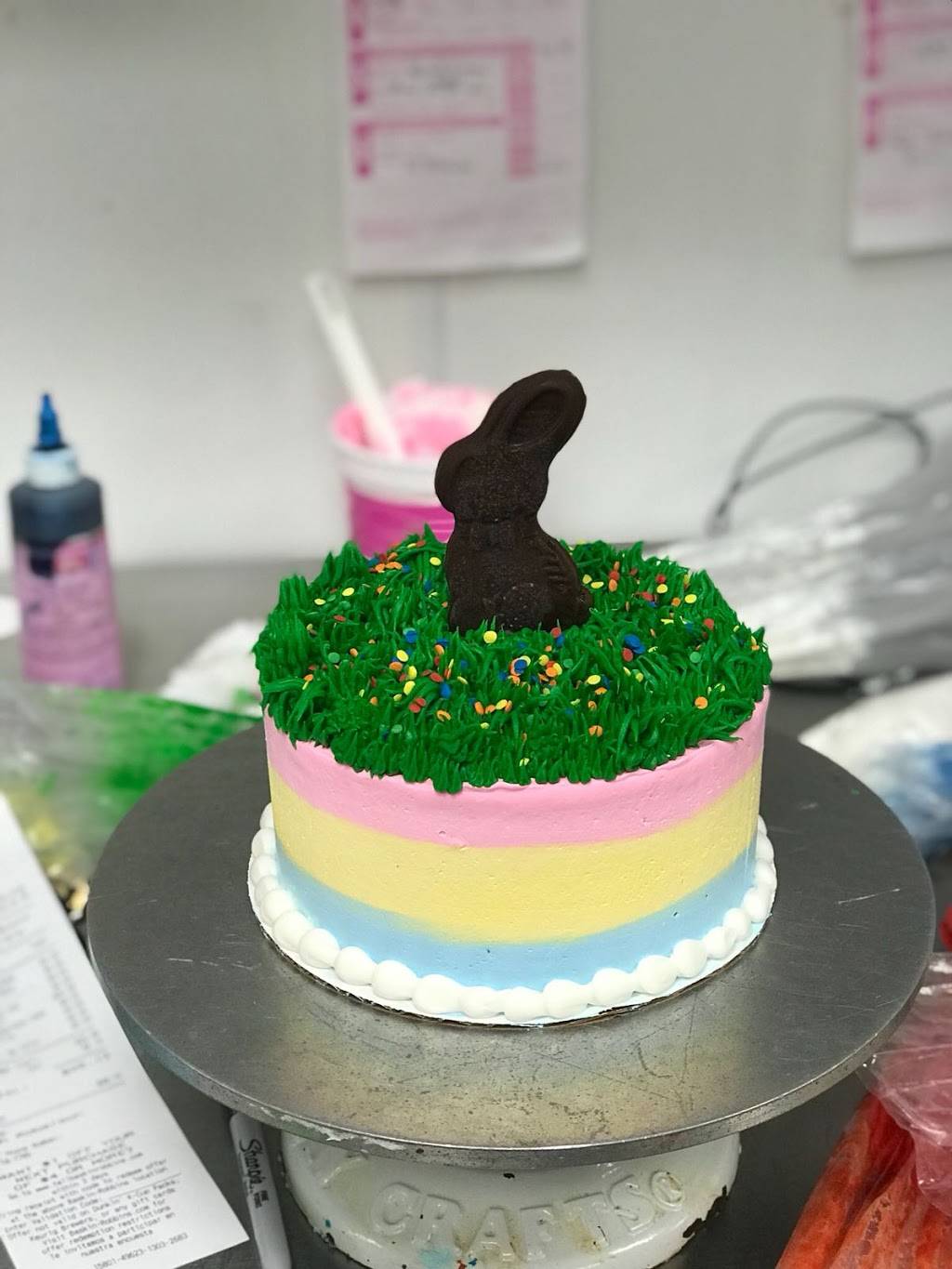 Dunkin | bakery | 10250 Page Ave, Overland, MO 63114, USA | 6369441129 OR +1 636-944-1129