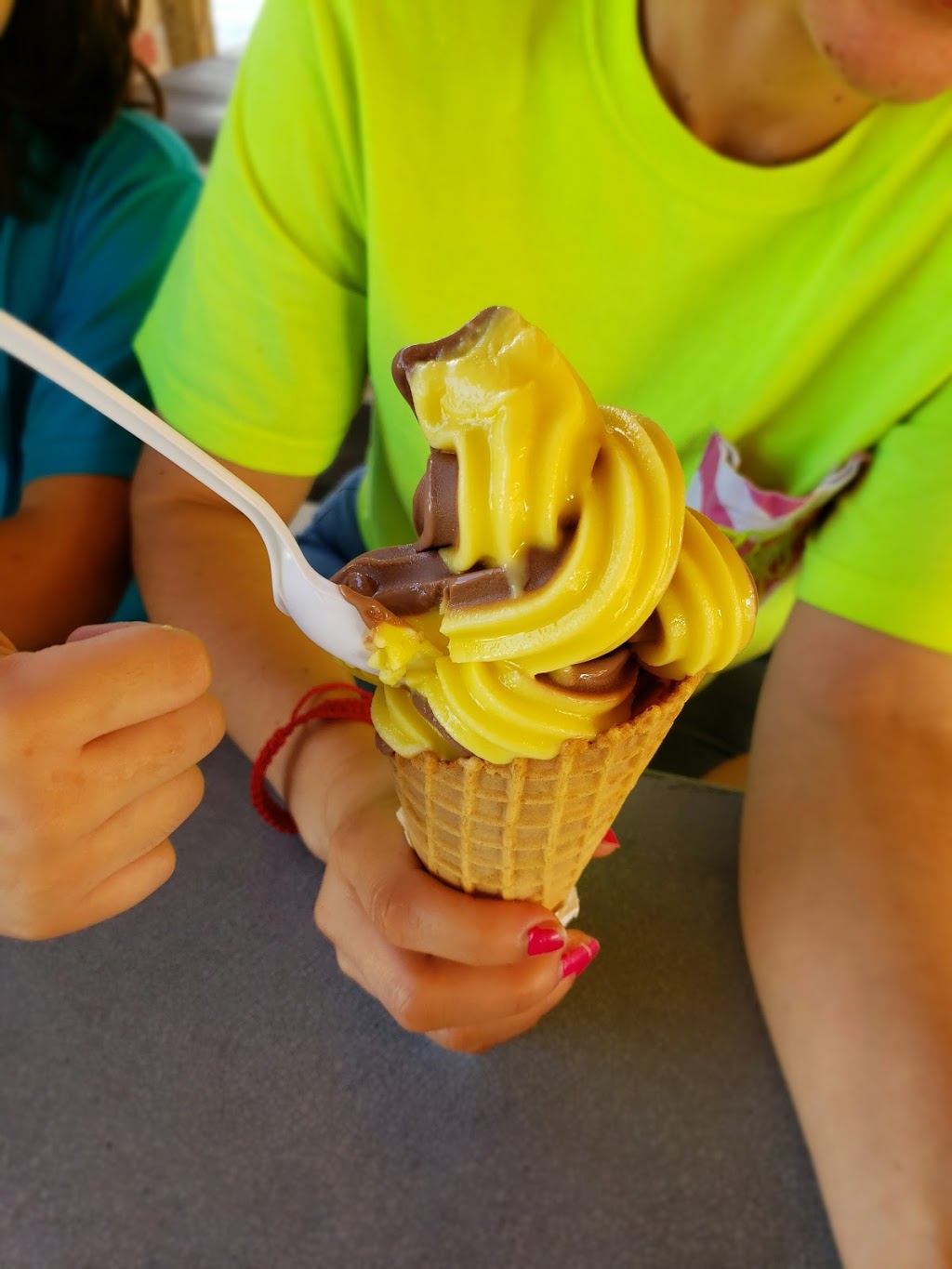 Debbies Snowballs | restaurant | 4000 Cypress St, West Monroe, LA 71291, USA | 3183767354 OR +1 318-376-7354