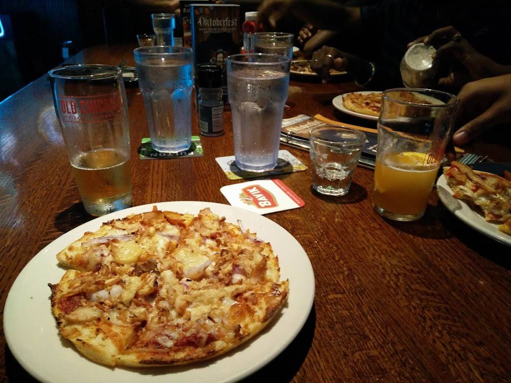 Old Chicago | restaurant | 300 North Mead St #100, Wichita, KS 67205, USA | 3162642057 OR +1 316-264-2057