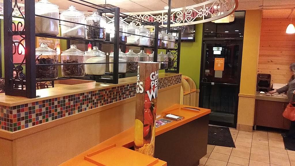 Popeyes Louisiana Kitchen | restaurant | 1623 S Seneca St, Wichita, KS 67213, USA | 3162609555 OR +1 316-260-9555