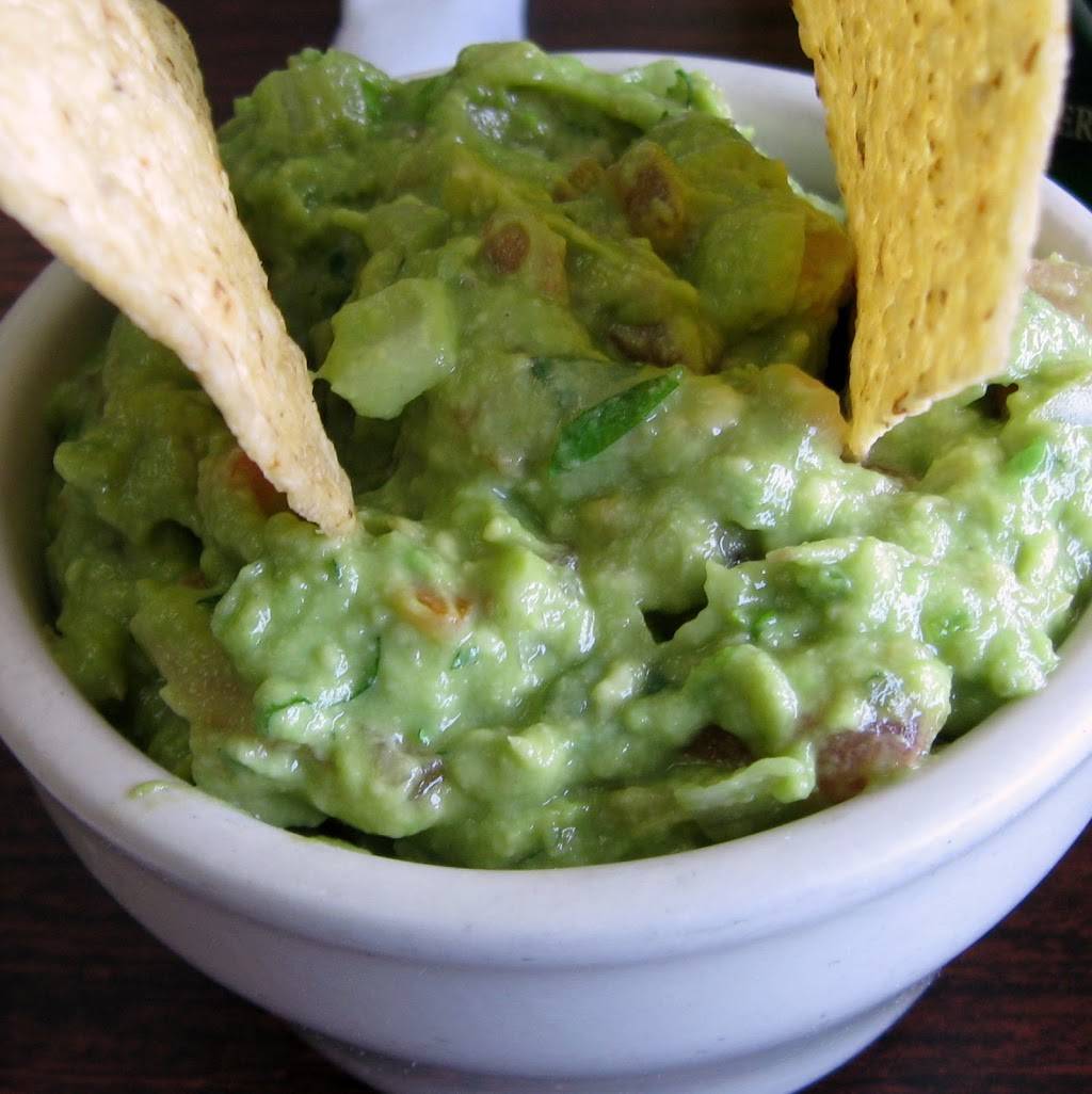 El Rey Burritos | restaurant | 1310 Grand Ave, West Des Moines, IA 50265, USA | 5152213577 OR +1 515-221-3577