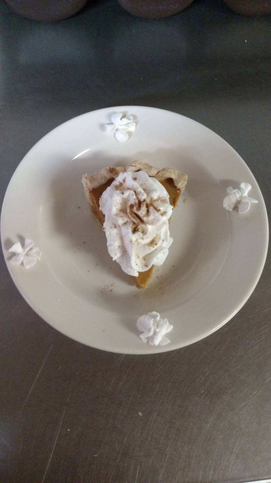 Herrick Family Restaurant | restaurant | 6 Broadway St, Herrick, IL 62431, USA | 6184285255 OR +1 618-428-5255