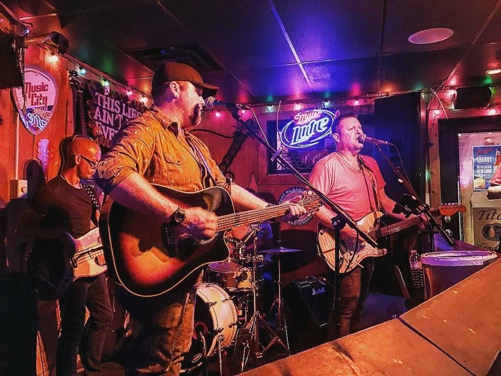 Losers Bar & Grill | restaurant | 1911 Division St, Nashville, TN 37203, USA | 6153273115 OR +1 615-327-3115