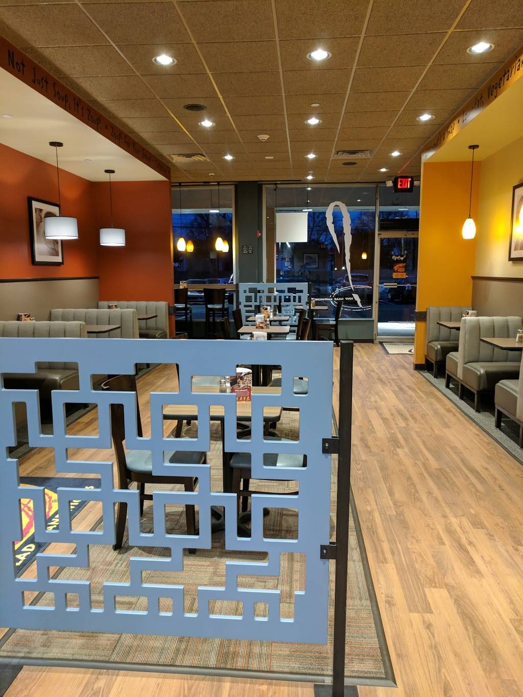 Zoup! | restaurant | 19 Old Country Rd, Carle Place, NY 11514, USA | 5166676272 OR +1 516-667-6272