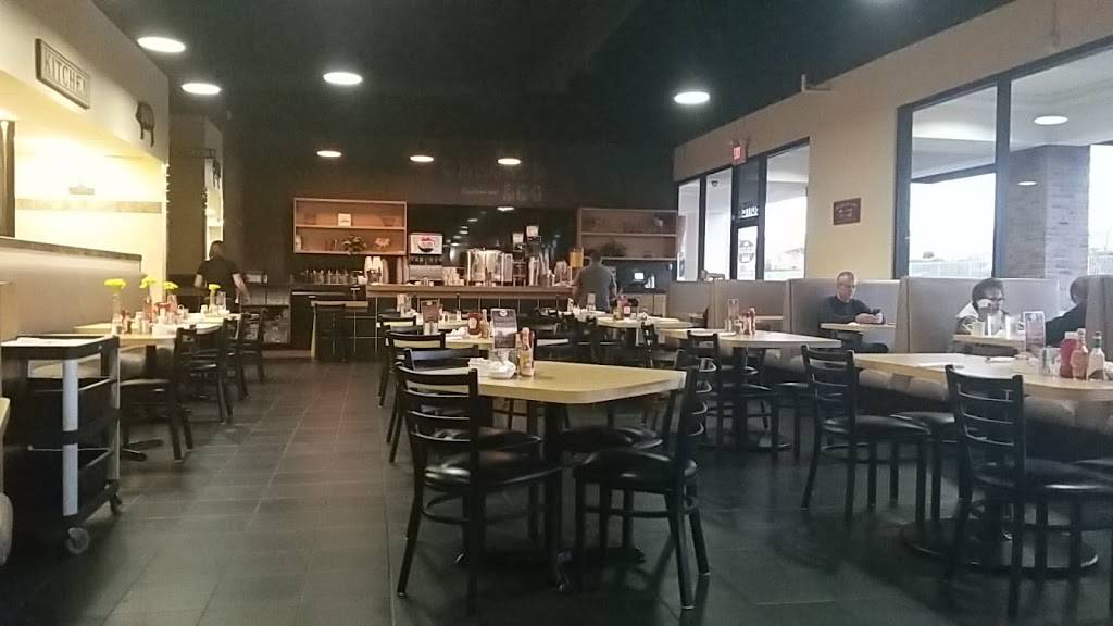 The Cracked Egg | restaurant | 9921 W Charleston Blvd #6, Las Vegas, NV 89117, USA | 7024764204 OR +1 702-476-4204