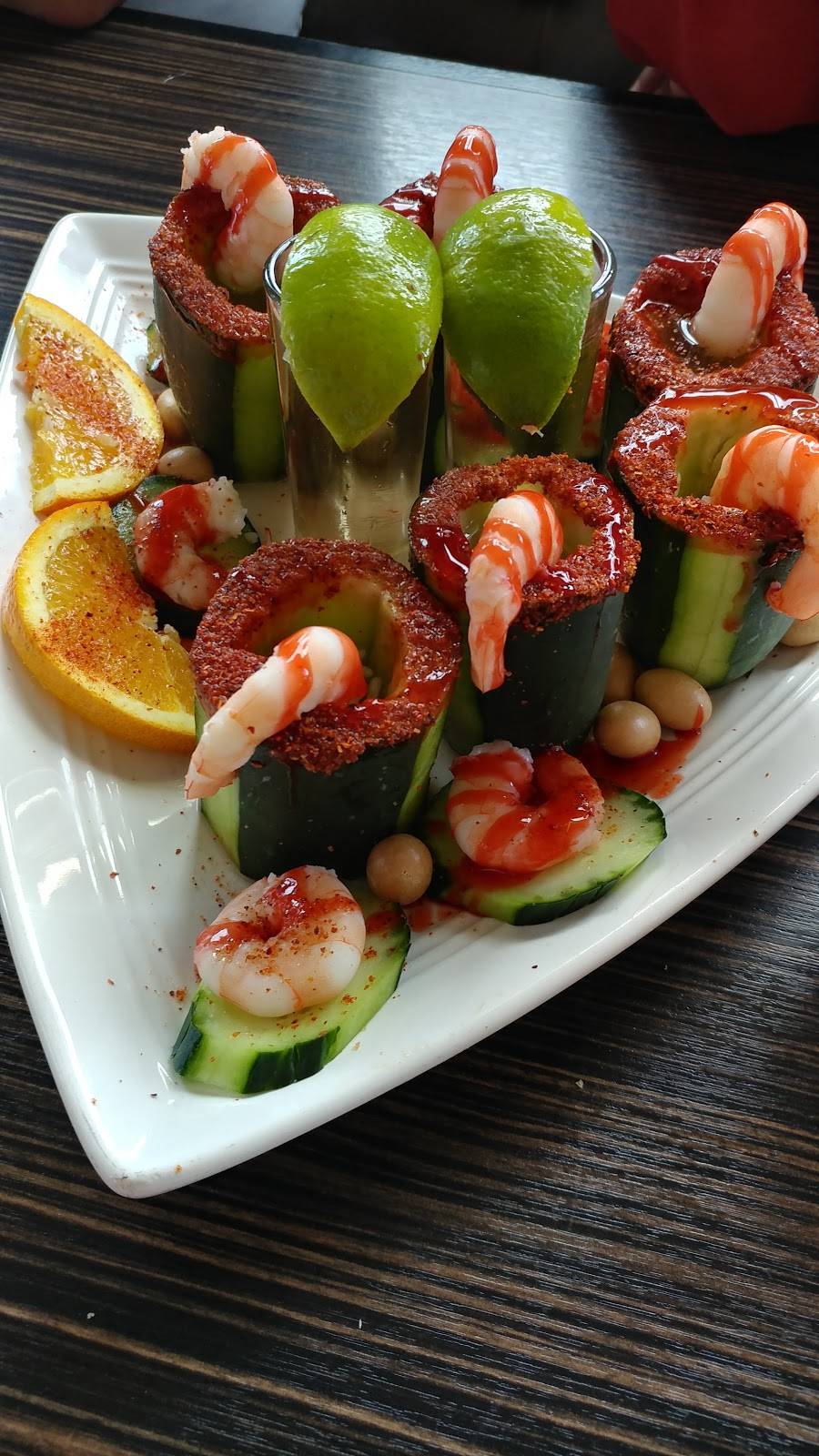 Estrellita Del Mar | restaurant | 13610 Garfield Ave, South Gate, CA 90280, USA | 5627887381 OR +1 562-788-7381