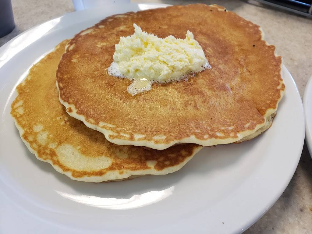 Menomonie Family Restaurant | restaurant | 2616 Hils Ct, Menomonie, WI 54751, USA | 8666430225 OR +1 866-643-0225