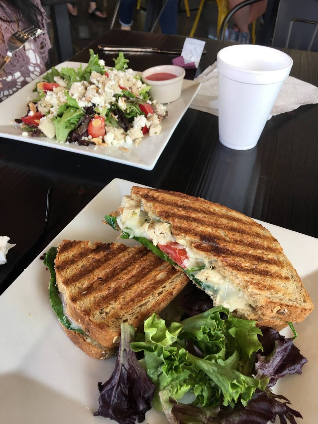 CoCo Crêpes, Waffles & Coffee | cafe | 13533 University Blvd #200, Sugar Land, TX 77479, USA | 2812076540 OR +1 281-207-6540