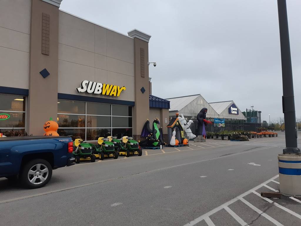 Subway | meal takeaway | 7959 McLeod Rd, Niagara Falls, ON L2H 0G5, Canada | 9053540009 OR +1 905-354-0009