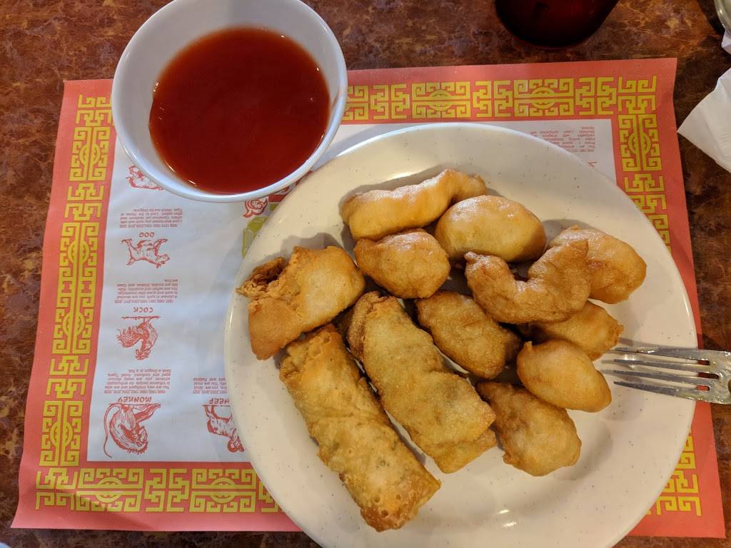 Lucky Buffet | restaurant | 114 S 2nd St, Knoxville, IA 50138, USA | 6418423538 OR +1 641-842-3538