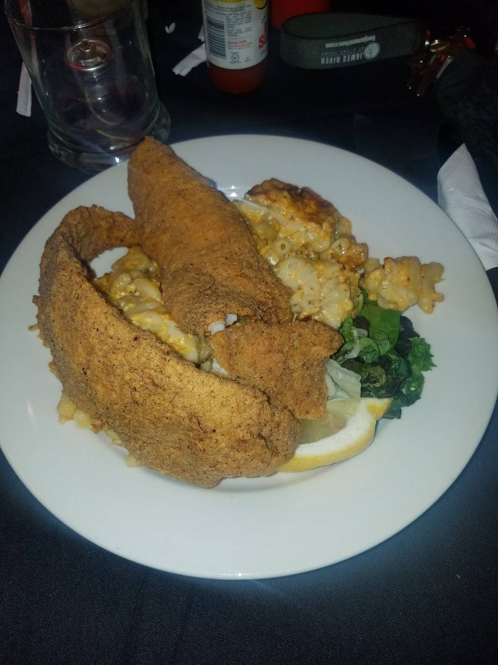 150 North Restaurant And Lounge | restaurant | 6856 Midlothian Turnpike #101, Richmond, VA 23225, USA | 8044479424 OR +1 804-447-9424