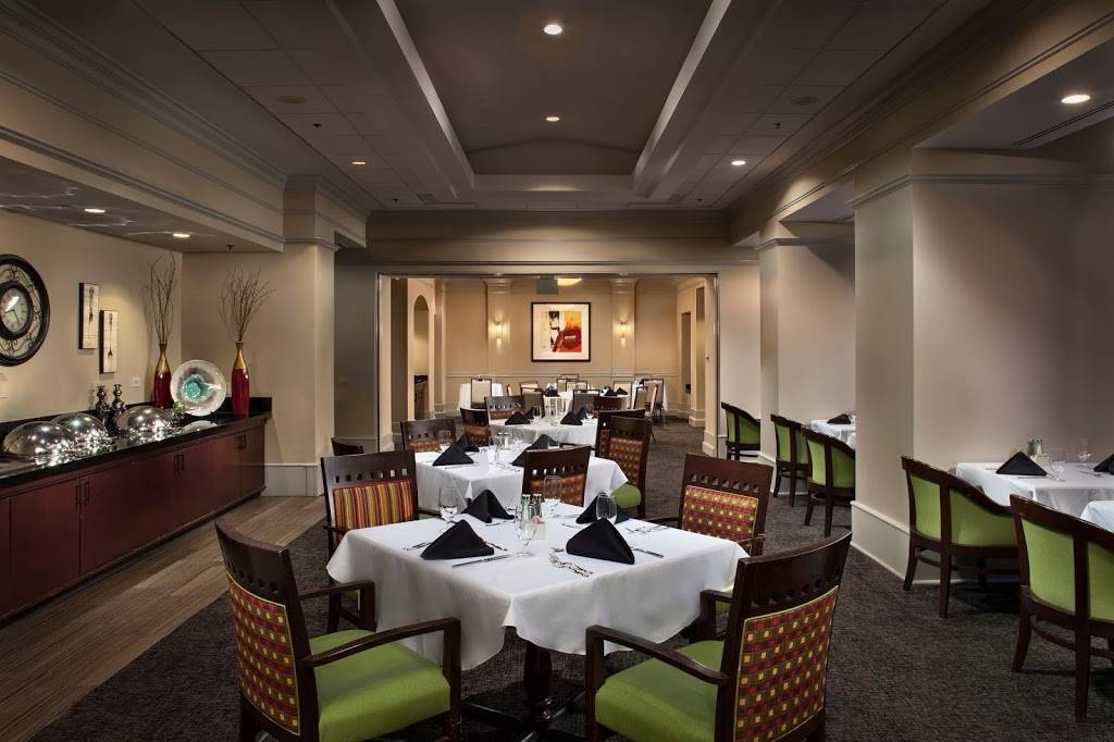 Parkway Grill | restaurant | 2 Parkway N, Deerfield, IL 60015, USA | 8474059666 OR +1 847-405-9666