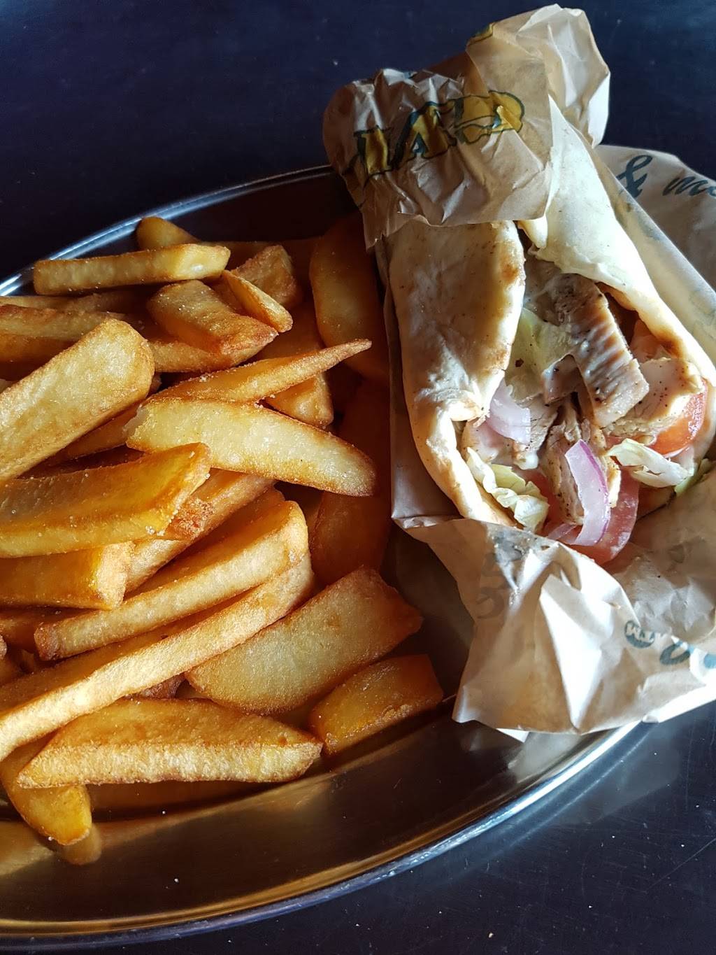 Good Time Charly Bar & Grill | restaurant | 4715 Tecumseh Rd E, Windsor, ON N8R 1A1, Canada | 5199480600 OR +1 519-948-0600