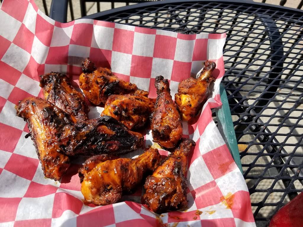 Riedys Tavern | restaurant | 219 S Cochran Ave, Charlotte, MI 48813, USA | 5175437777 OR +1 517-543-7777