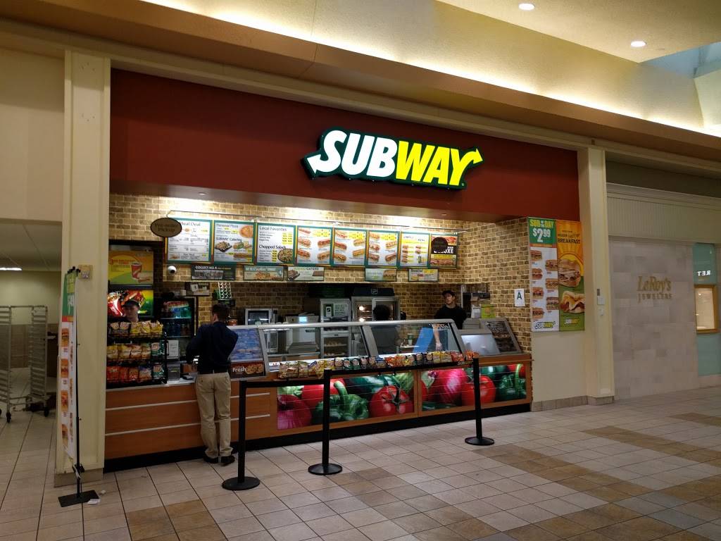 Subway | restaurant | 4801 Outer Loop, Louisville, KY 40219, USA | 5029695898 OR +1 502-969-5898