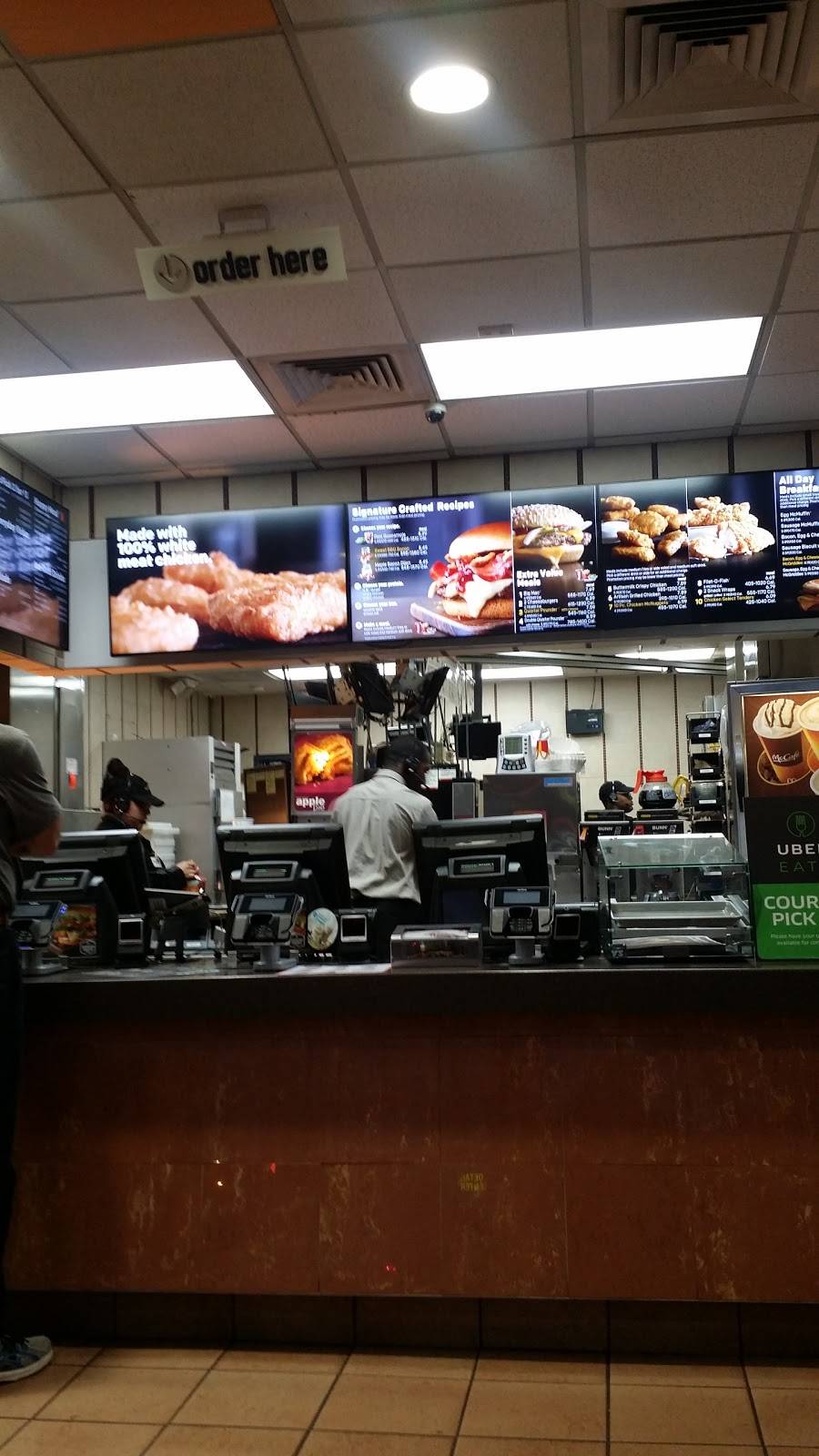 McDonalds | cafe | 10 W Sunrise Hwy, Valley Stream, NY 11581, USA | 5168233475 OR +1 516-823-3475