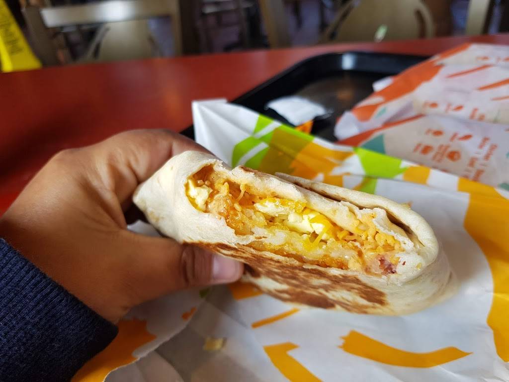 Taco Bell | meal takeaway | 5200 Coast Highway, Pacifica, CA 94044, USA | 6503554210 OR +1 650-355-4210