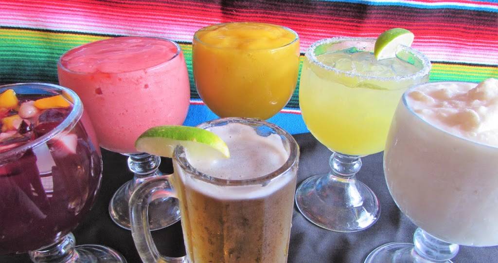 La Fiesta Mexican Restaurant - Oviedo | restaurant | 3100 Alafaya Trail #1000, Oviedo, FL 32765, USA | 4075420110 OR +1 407-542-0110