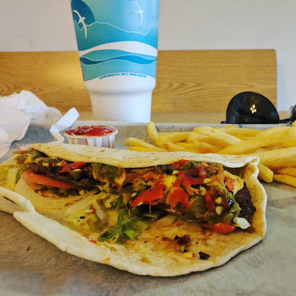 Circle T Burgers | restaurant | 523 NM-314, Belen, NM 87002, USA | 5058644135 OR +1 505-864-4135