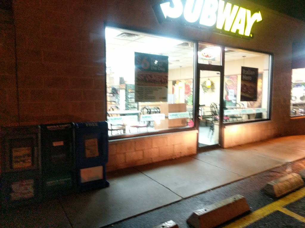 Subway Restaurants | restaurant | 522 E Main St, Genoa, IL 60135, USA | 8157843883 OR +1 815-784-3883