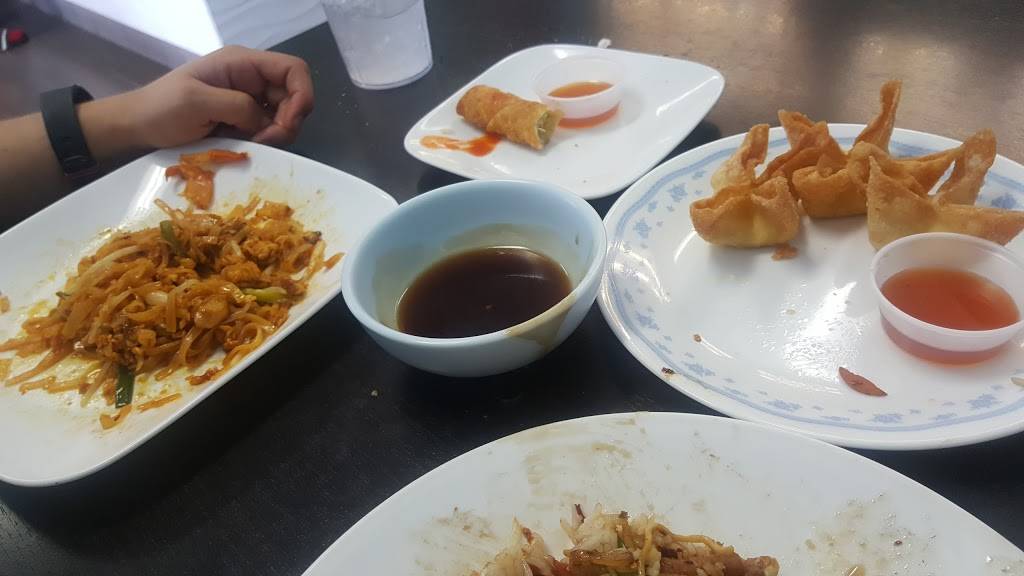 Thai & Chinese Food | restaurant | 2337 Oxnard Blvd, Oxnard, CA 93036, USA | 8059810133 OR +1 805-981-0133