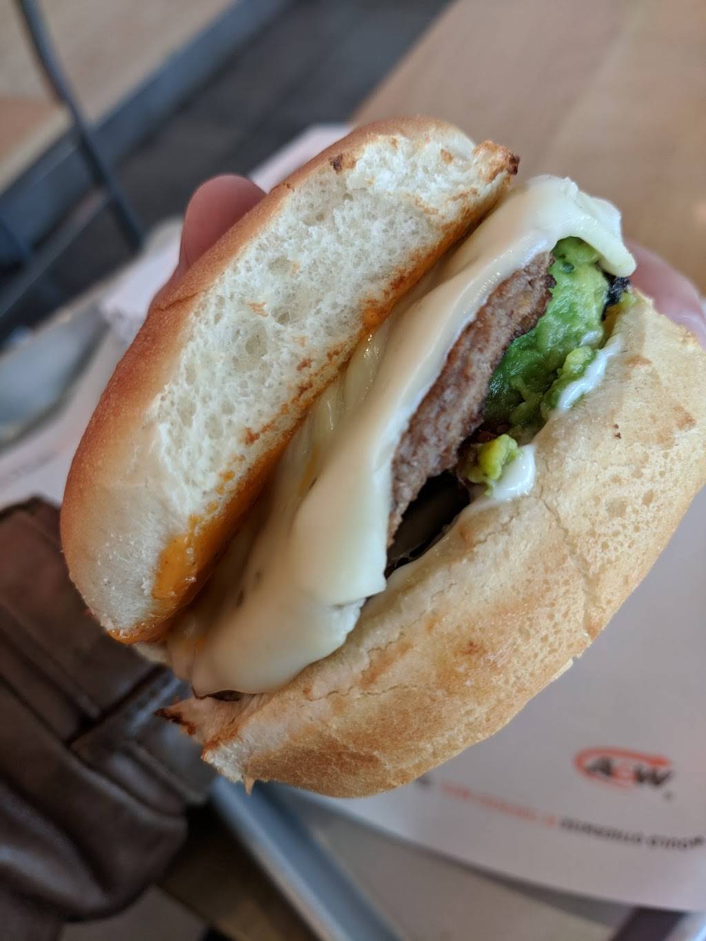 A&W Canada | restaurant | 77 Billy Bishop Way B7, North York, ON M3K 0C2, Canada | 4166367274 OR +1 416-636-7274