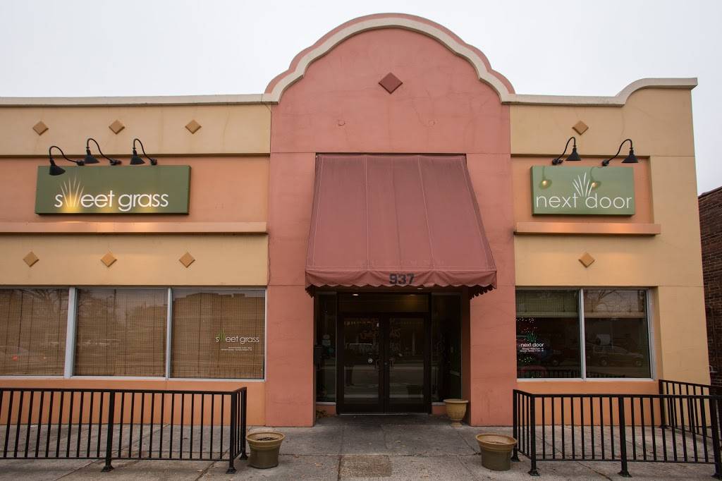 Next Door | restaurant | 937 Cooper St, Memphis, TN 38104, USA | 9017260015 OR +1 901-726-0015