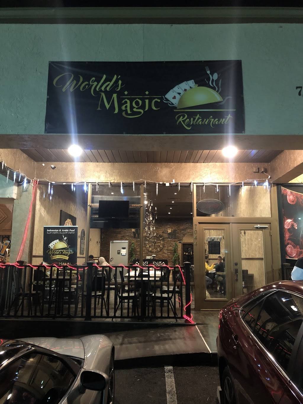 Worlds Magic Restaurant | restaurant | 7044 International Dr, Orlando, FL 32819, USA | 4072033330 OR +1 407-203-3330