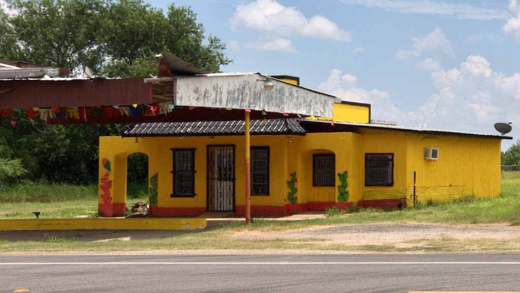 Cafe 359 | restaurant | 118 Laredo Ave, Oilton, TX 78371, USA | 9563014293 OR +1 956-301-4293