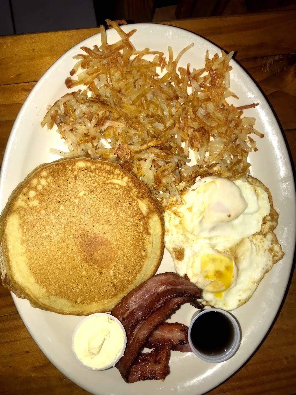 Restaurante La Bendicion | restaurant | 4040 Gulfway Dr, Port Arthur, TX 77642, USA | 4095480348 OR +1 409-548-0348