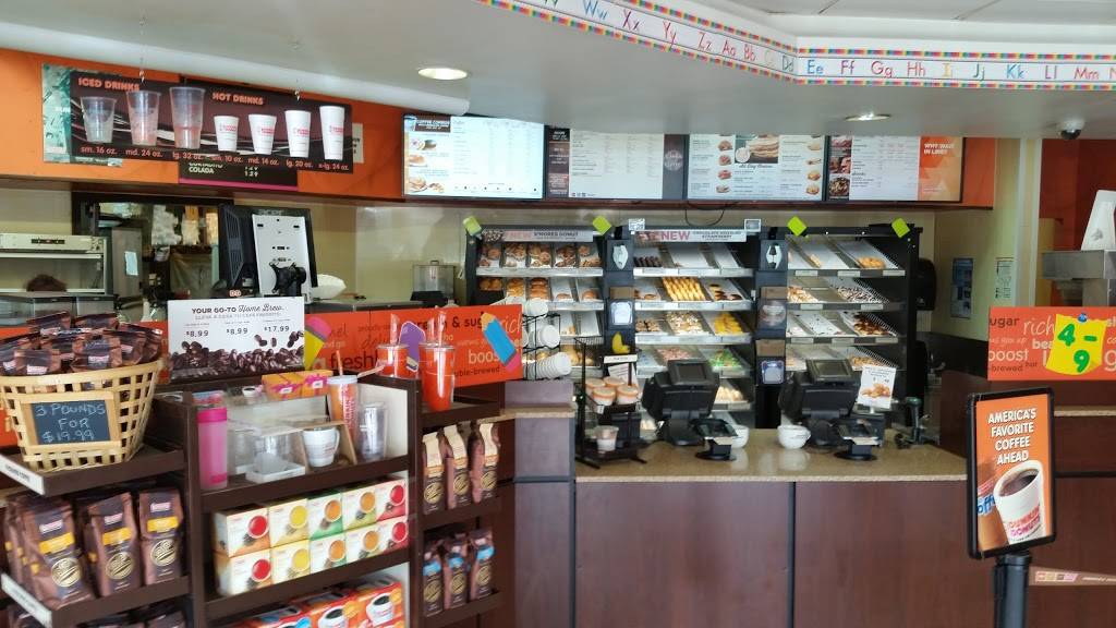 Dunkin | bakery | 2360 W 68th St Unit 101, Hialeah, FL 33016, USA | 3055567848 OR +1 305-556-7848