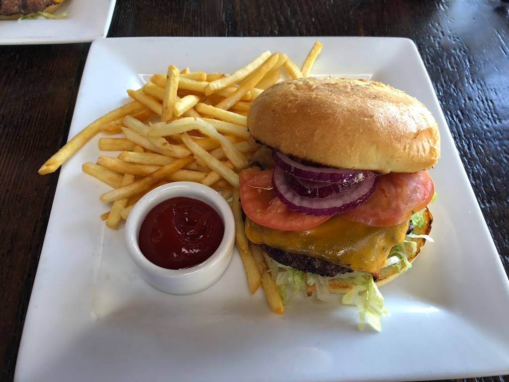 Chambers Landing Bar & Grill | restaurant | 6300 W Lake Blvd, Homewood, CA 96141, USA | 5305259190 OR +1 530-525-9190