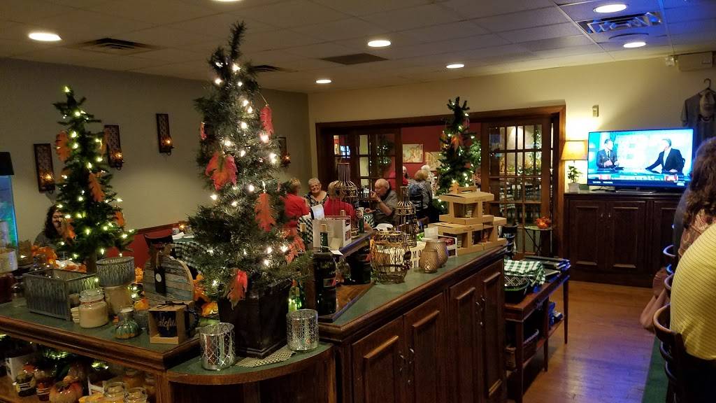 Ann & Tonys | restaurant | 211 E Main St, West Jefferson, OH 43162, USA | 6148798897 OR +1 614-879-8897