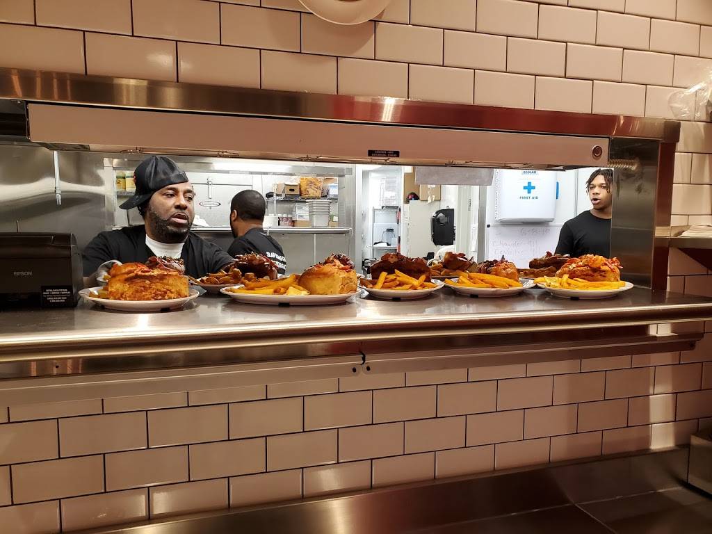 Slapfish | restaurant | Level M1, Ballston Quarters, 671 N Glebe Rd Suite # 1274, Arlington, VA 22203, USA | 5713124610 OR +1 571-312-4610