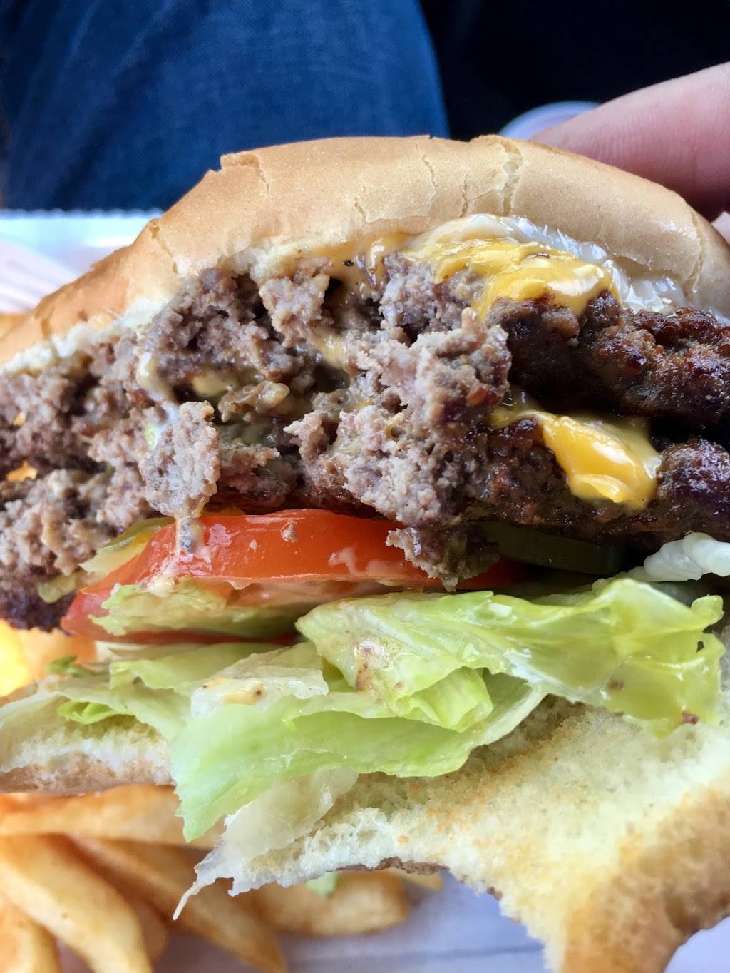 TX BBQ and BURGERS | restaurant | 3128 Forest Ln #228, Dallas, TX 75234, USA | 9722471999 OR +1 972-247-1999