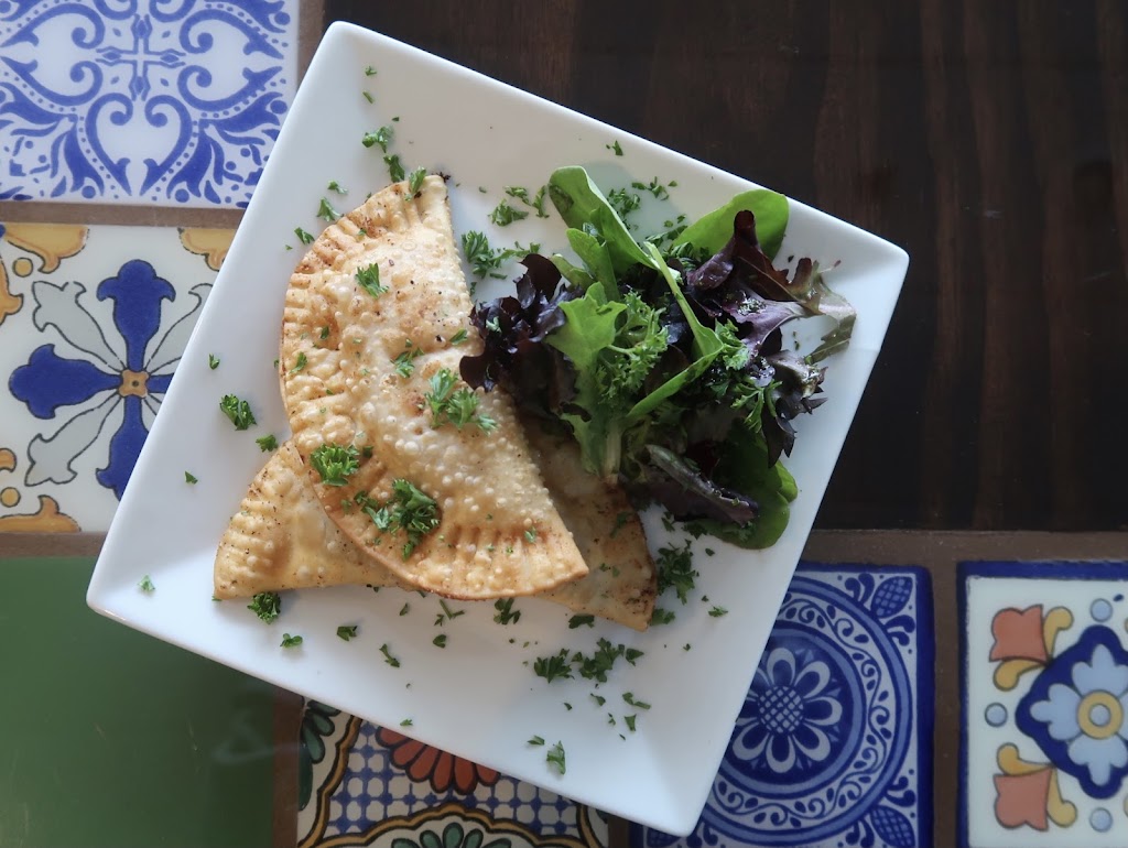 Hola Havana Cuban Restaurant | restaurant | 115 N Locust Hill Dr Suite 109B, Lexington, KY 40509, USA | 8595236276 OR +1 859-523-6276