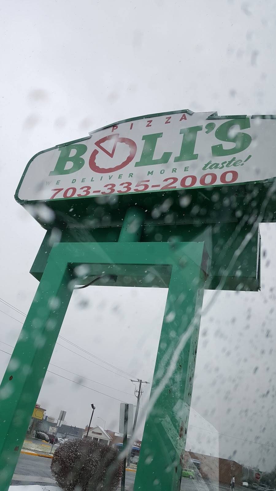 Pizza Bolis | meal delivery | 8800 Commerce Ct #101, Manassas, VA 20110, USA | 7033352000 OR +1 703-335-2000